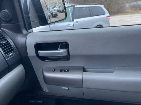 2015 Toyota Sequoia Limited