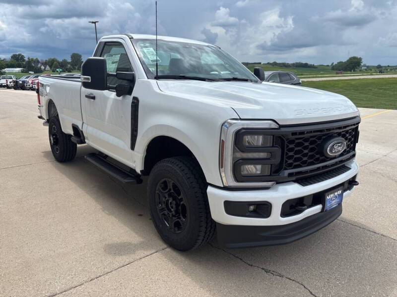 2025 Ford F-350 Super Duty XL