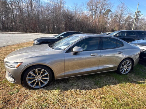 2019 Volvo S60 T5 Momentum