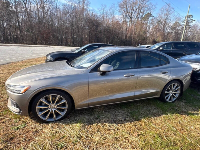 2019 Volvo S60 T5 Momentum
