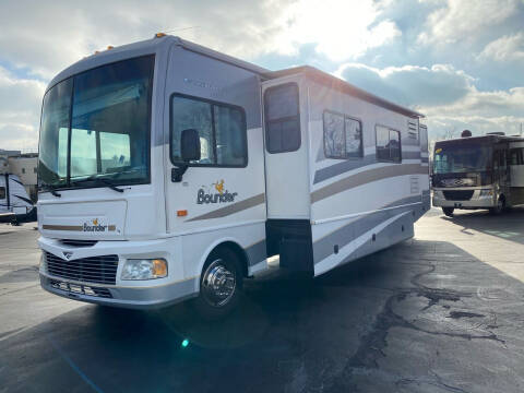 2005 Fleetwood Bounder