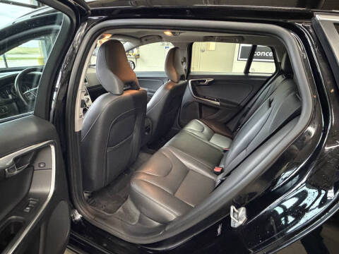 2017 Volvo V60 T5 Premier