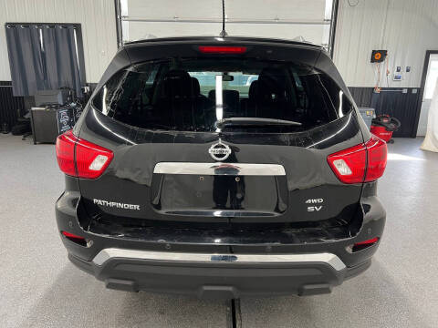 2018 Nissan Pathfinder SV
