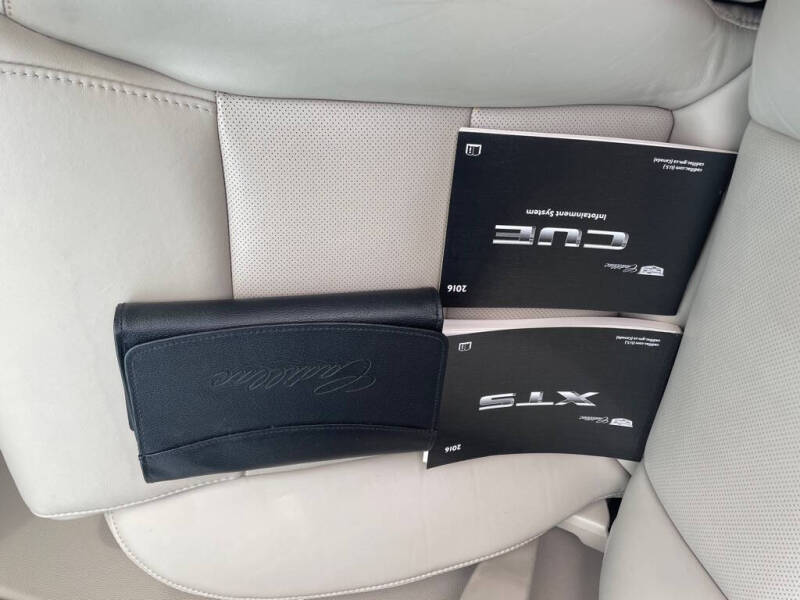 2016 Cadillac XTS Luxury