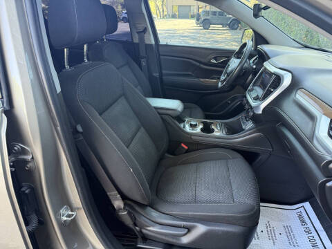 2022 GMC Acadia SLE