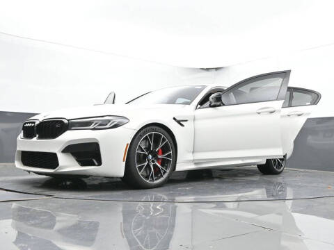 2022 BMW M5