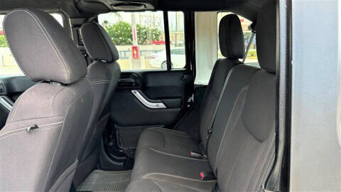 2013 Jeep Wrangler Unlimited Sahara