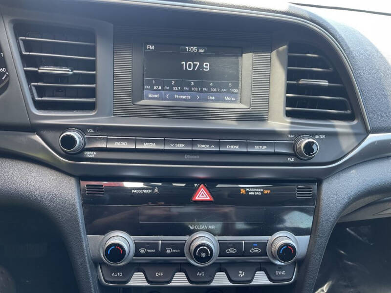 2020 Hyundai Elantra