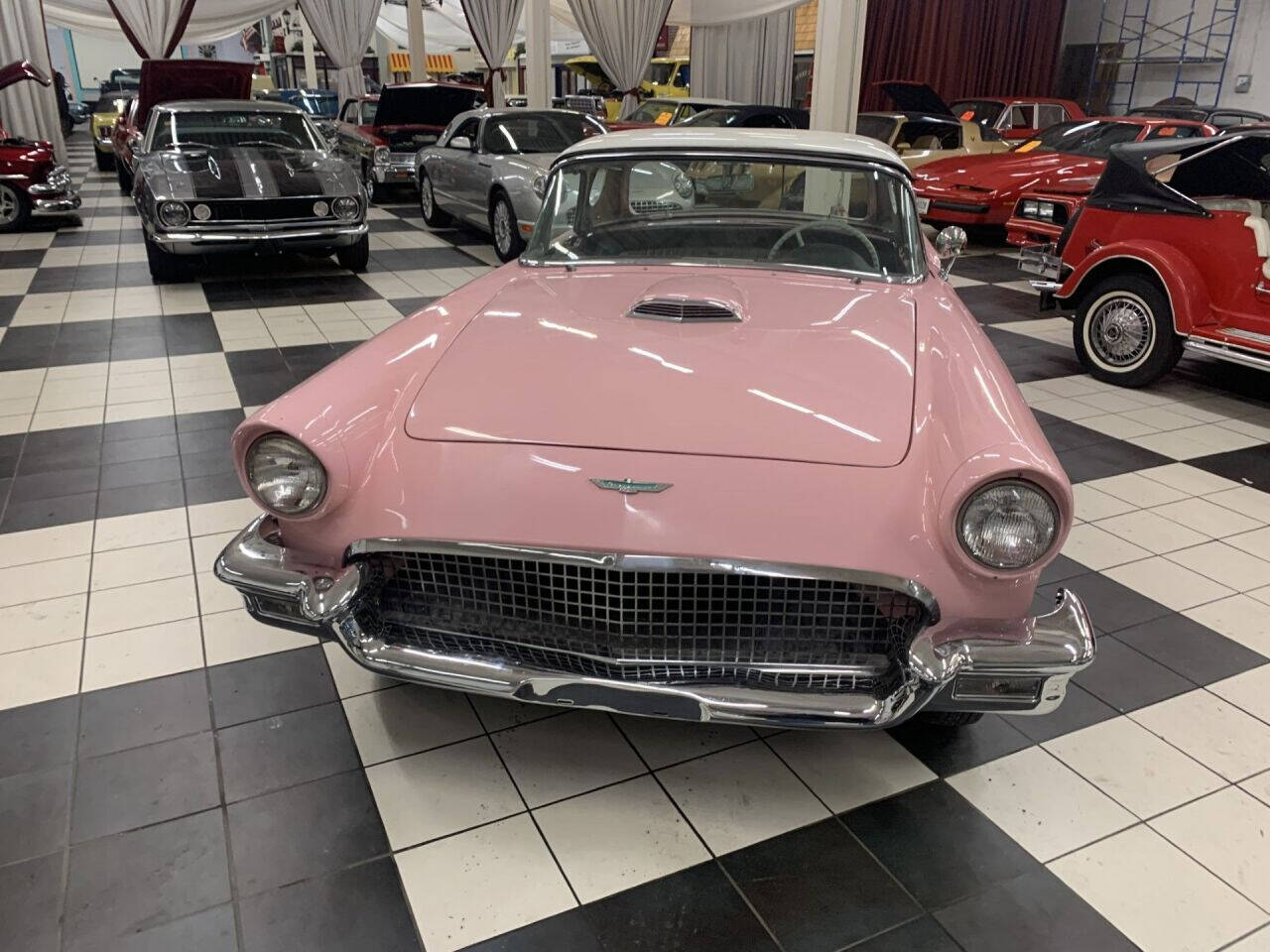 1957 Ford Thunderbird 3