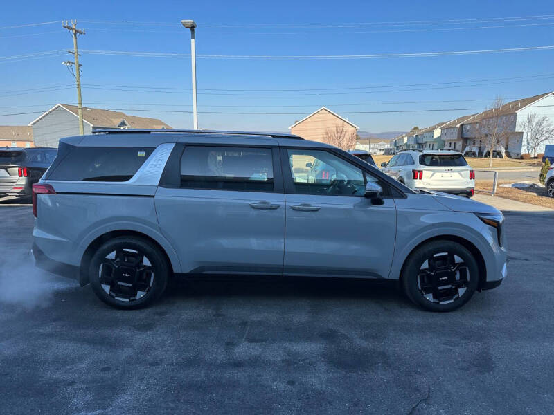 2026 Kia Carnival EX