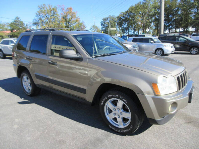 2005 Jeep Grand Cherokee null photo 3