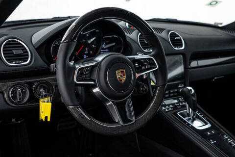 2025 Porsche 718 Cayman