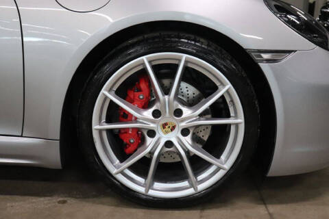 2024 Porsche 718 Boxster S