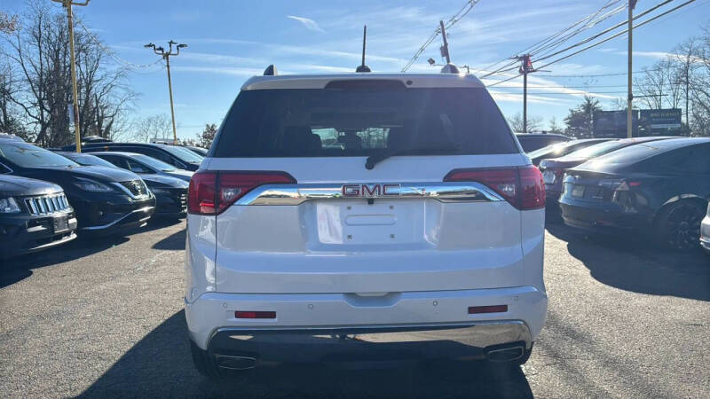 2019 GMC Acadia Denali