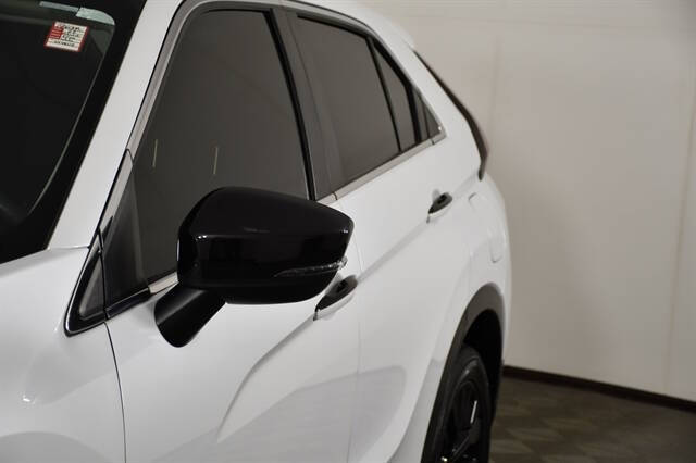 2022 Mitsubishi Eclipse Cross LE