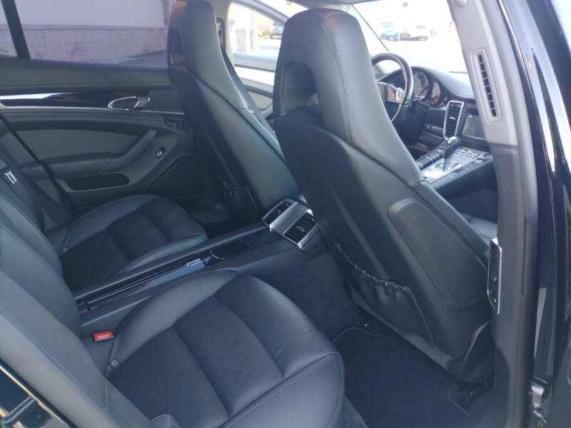 2012 Porsche Panamera