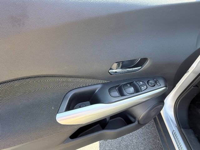 2019 Nissan Kicks SV