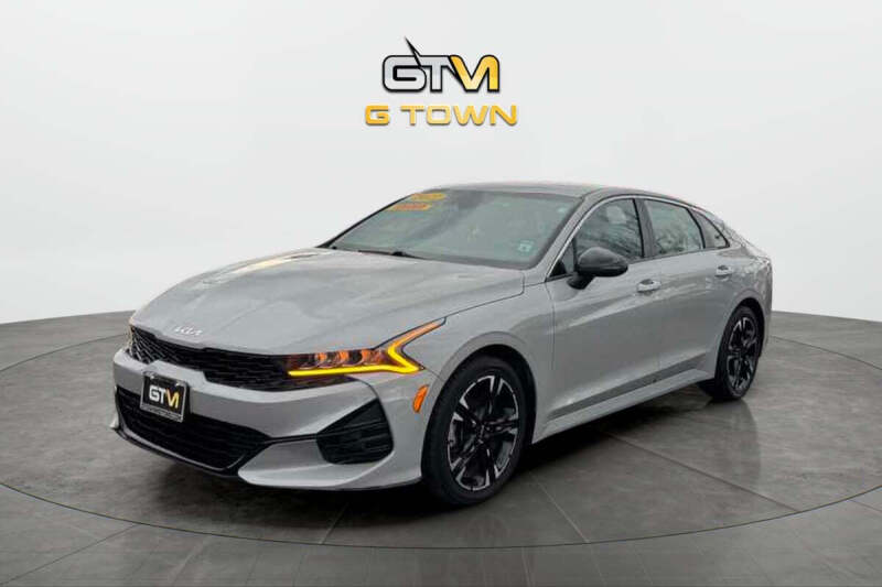 2022 Kia K5