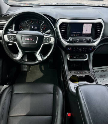 2021 GMC Acadia SLT