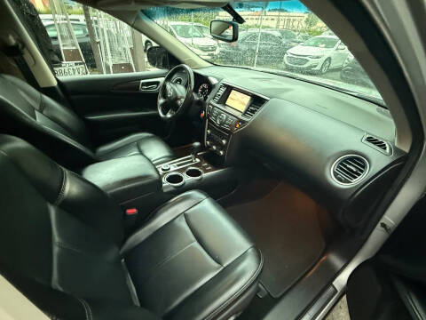 2014 Nissan Pathfinder SL