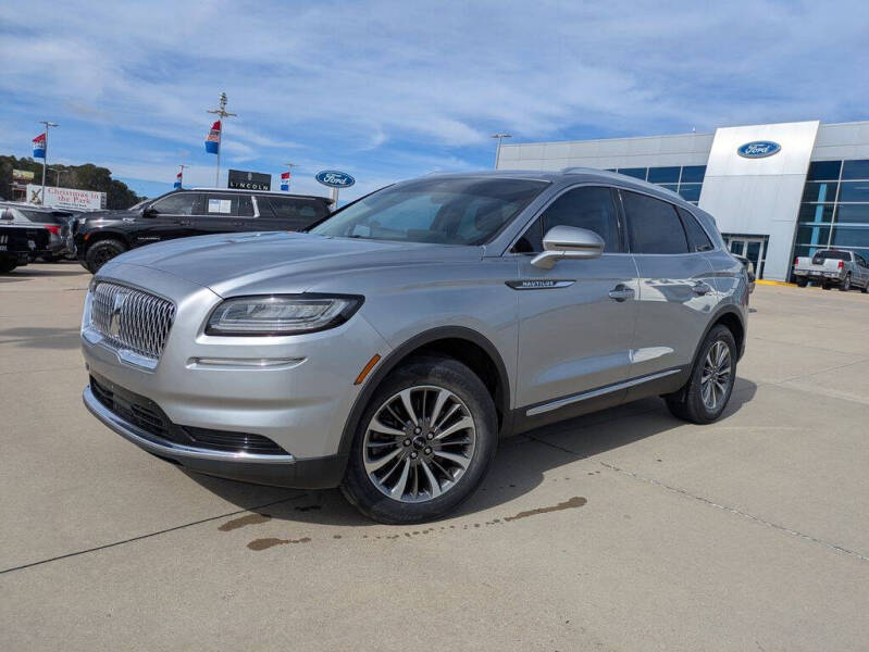 2022 Lincoln Nautilus Standard
