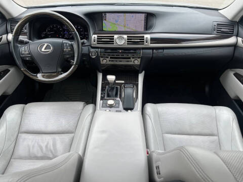 2017 Lexus LS 460