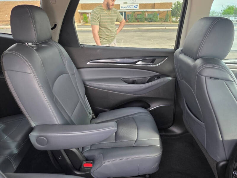 2021 Buick Enclave Essence