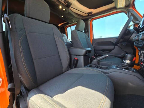 2025 Jeep Gladiator NightHawk