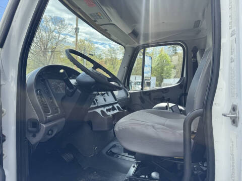 2008 Freightliner M2 112