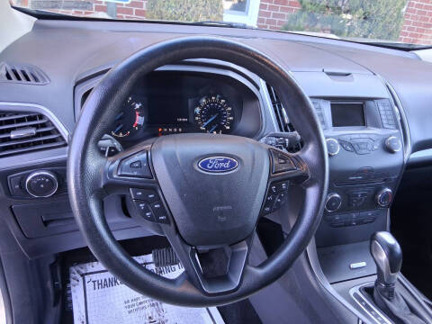 2017 Ford Edge SE