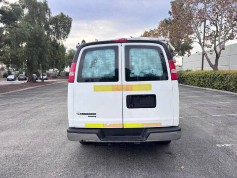 2016 Chevrolet Express 2500