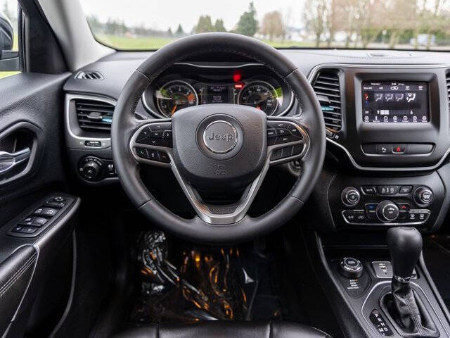 2019 Jeep Cherokee Latitude Plus