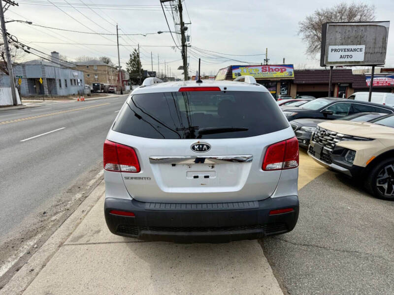 2012 Kia Sorento LX