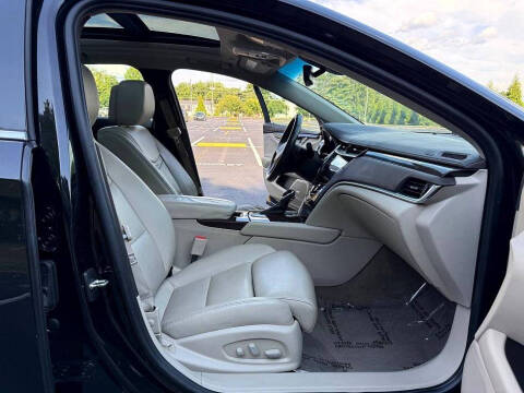 2013 Cadillac XTS Luxury Collection