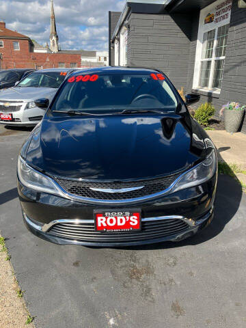 2015 Chrysler 200 for sale at Rod's Automotive in Cincinnati OH