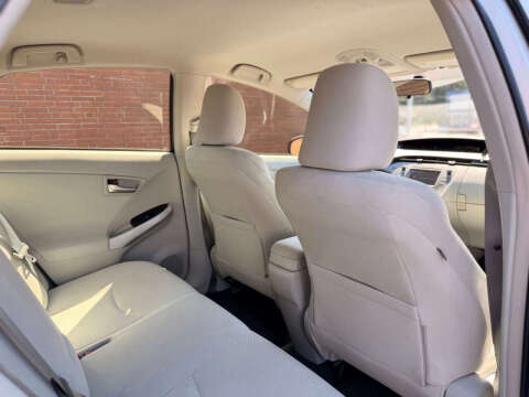 2012 Toyota Prius Two