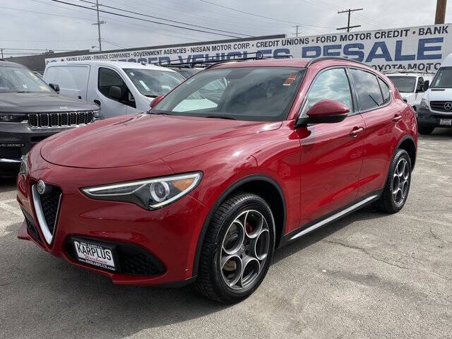 2018 Alfa Romeo Stelvio Sport