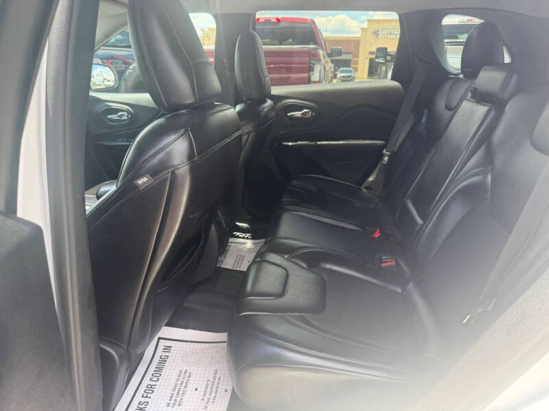 2019 Jeep Cherokee Altitude