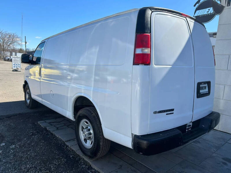 2015 Chevrolet Express 2500