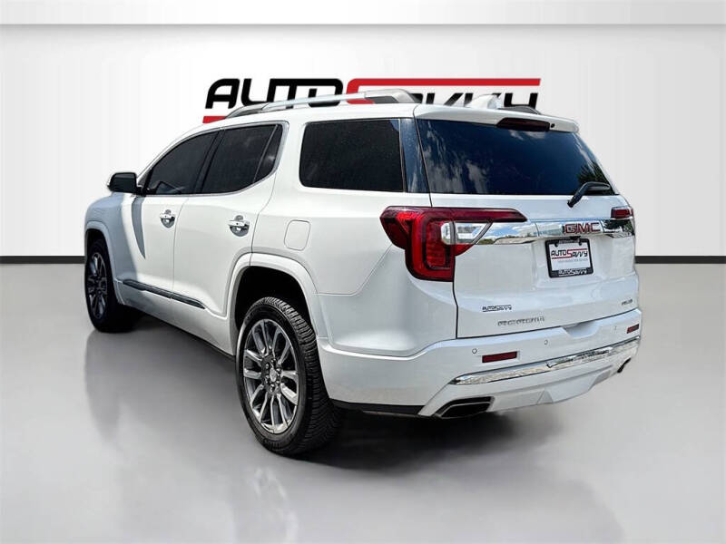 2020 GMC Acadia Denali