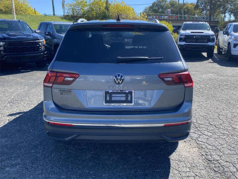 2022 Volkswagen Tiguan SE