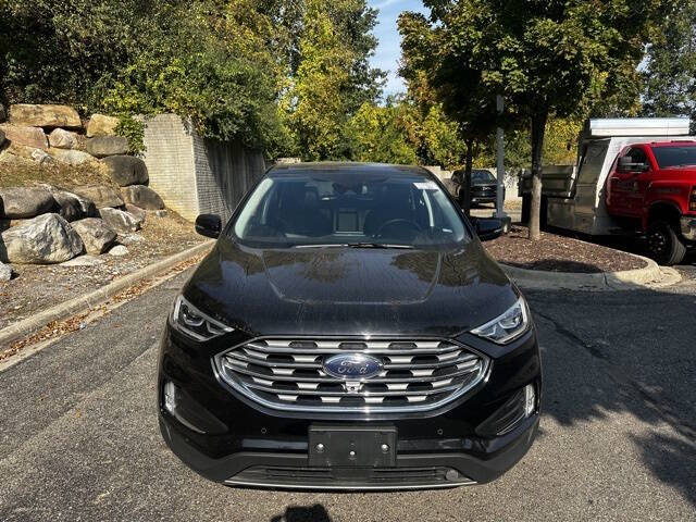 2022 Ford Edge for sale at Bowman Auto Center in Clarkston, MI