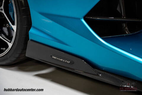 2025 Lamborghini Revuelto