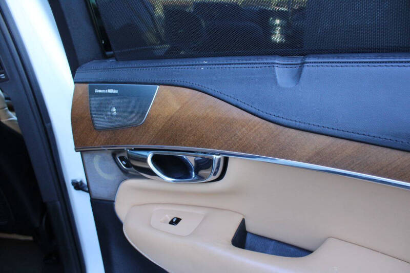 2016 Volvo XC90 T6 Inscription