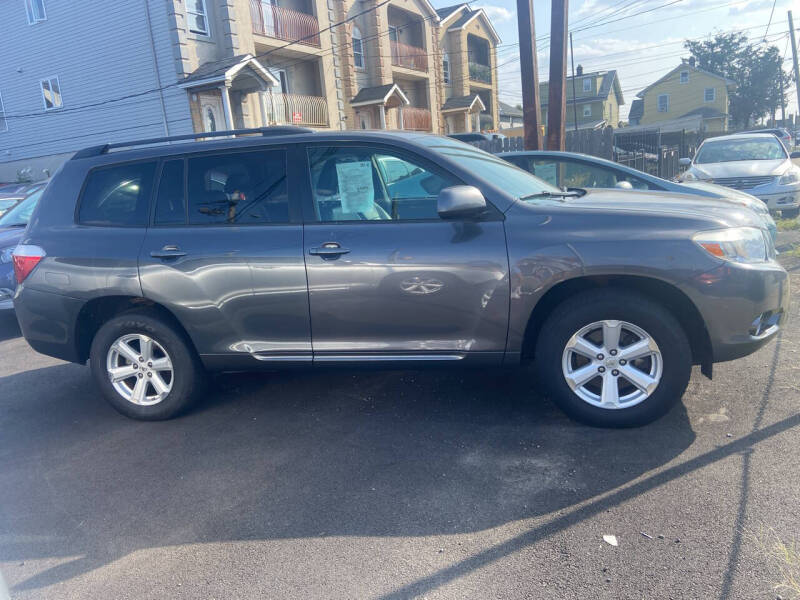 2010 Toyota Highlander SE photo 6