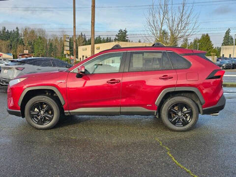 2020 Toyota RAV4 Hybrid XLE