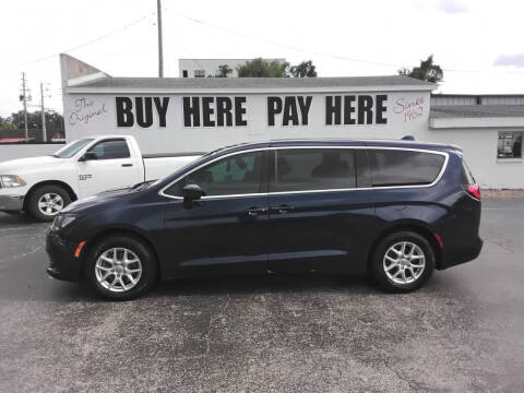 2017 Chrysler Pacifica Touring