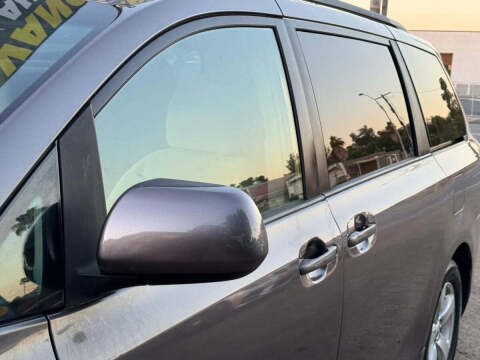 2017 Toyota Sienna