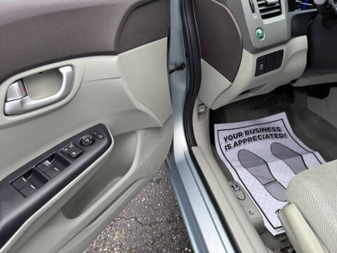 2012 Honda Civic Hybrid w/Navi