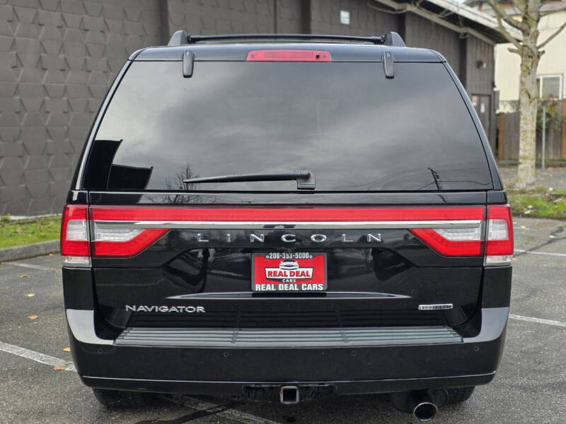 2016 Lincoln Navigator Select